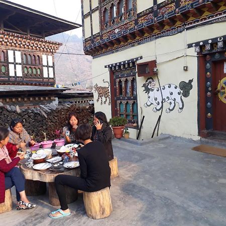 Chimi Lhakhang Village Homestay Punakʽa Zewnętrze zdjęcie