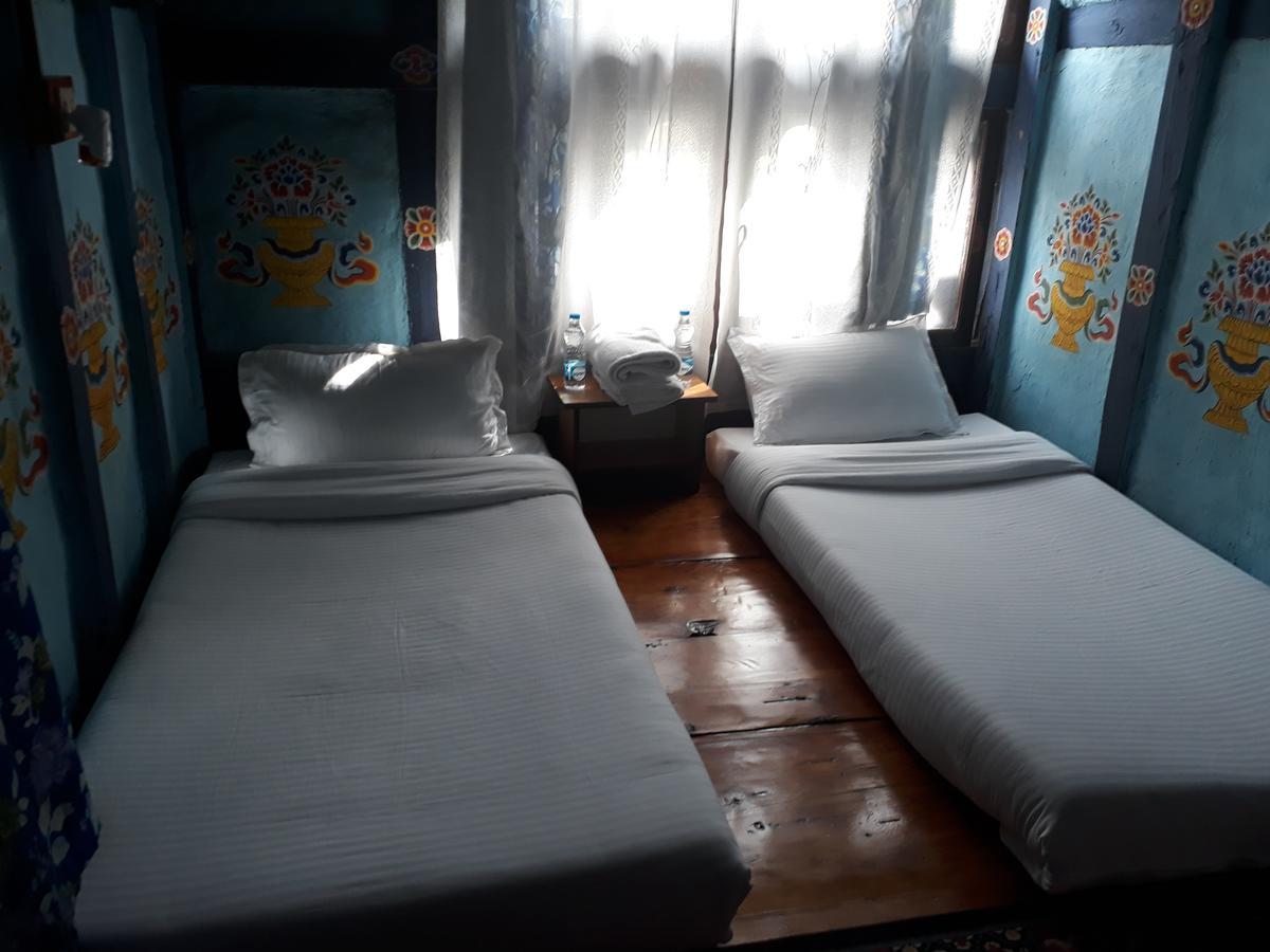 Chimi Lhakhang Village Homestay Punakʽa Zewnętrze zdjęcie